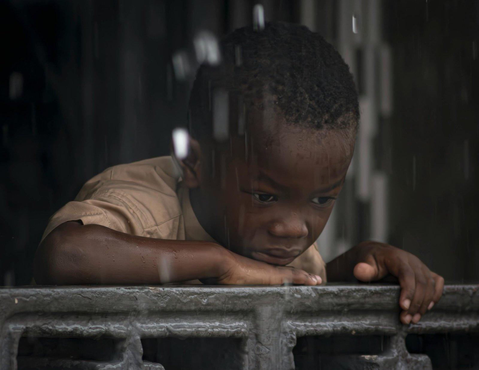 Ideias de atividades para crianças em dias de chuva 🌧️🧸